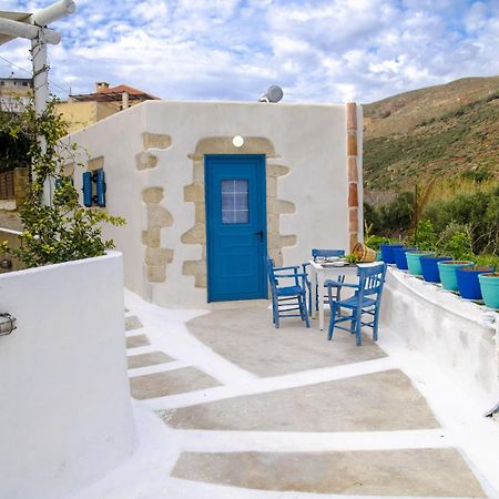 Trigono Traditional House Каливиани Экстерьер фото