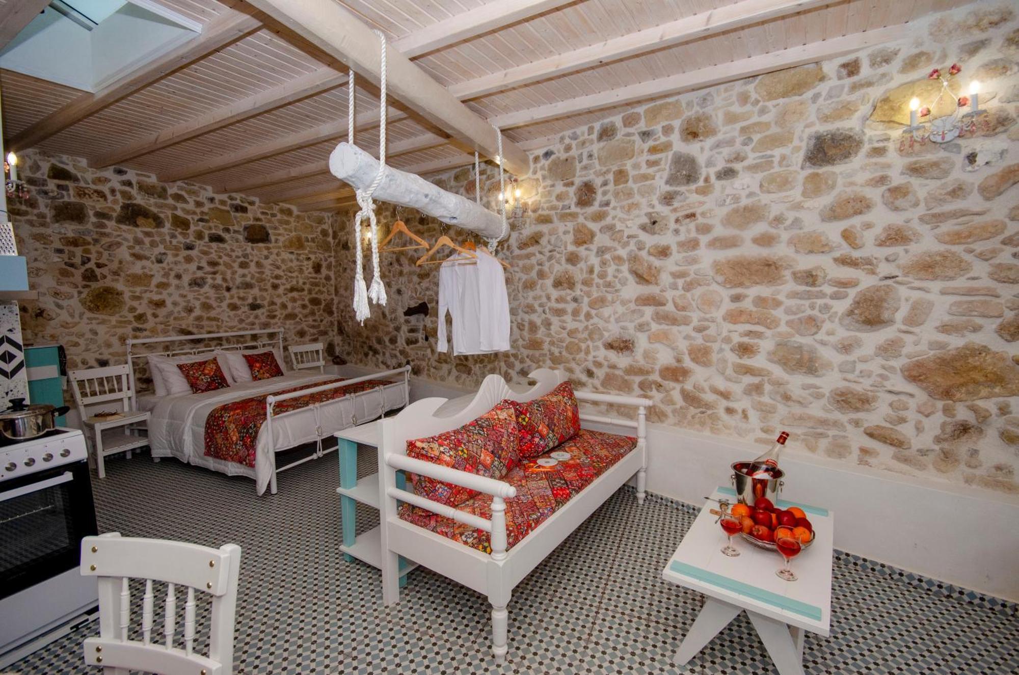 Trigono Traditional House Каливиани Экстерьер фото